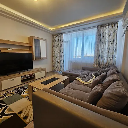 Apartment Urban Skyline *